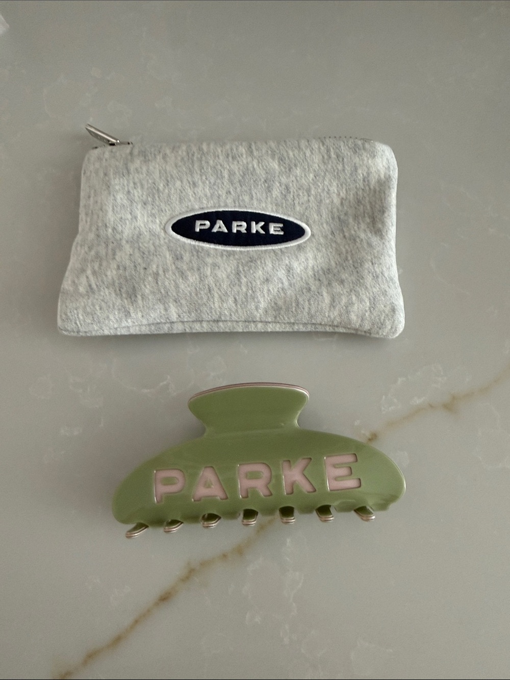 NEW PARKE Claw Clip with Grey Pouch
